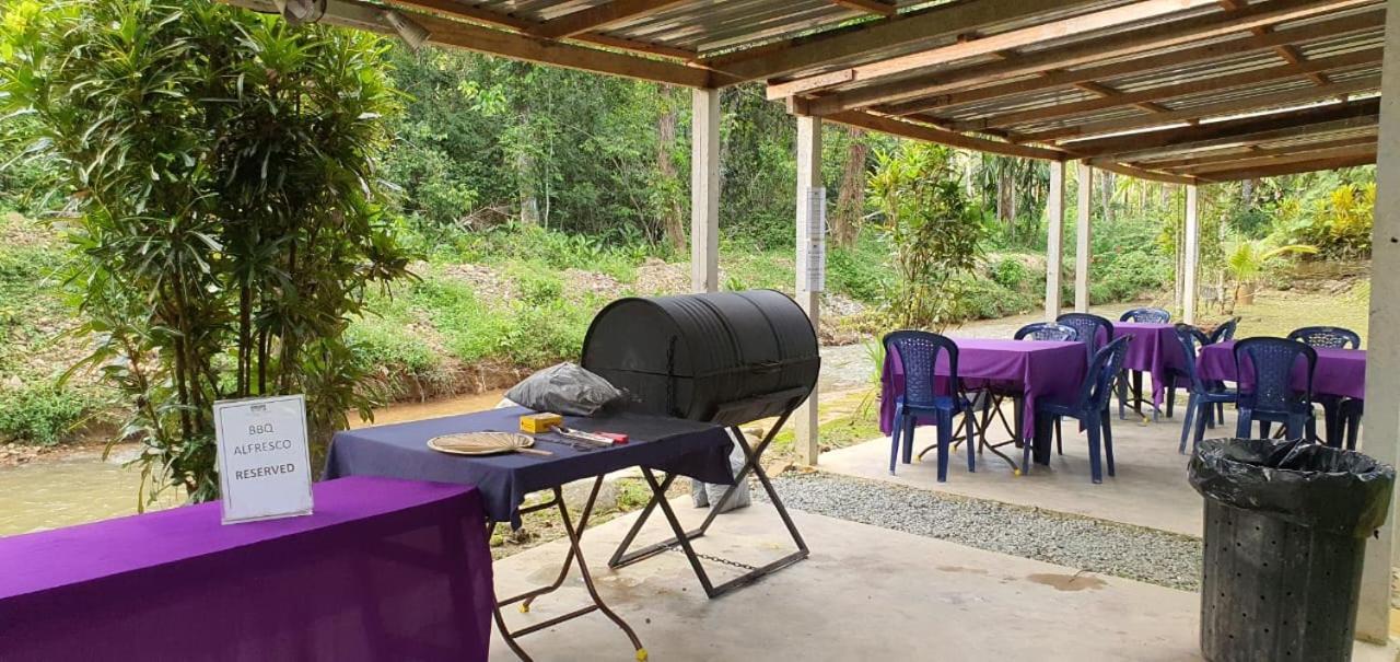 Seri Pengantin Resort Kampung Janda Baik Exterior photo