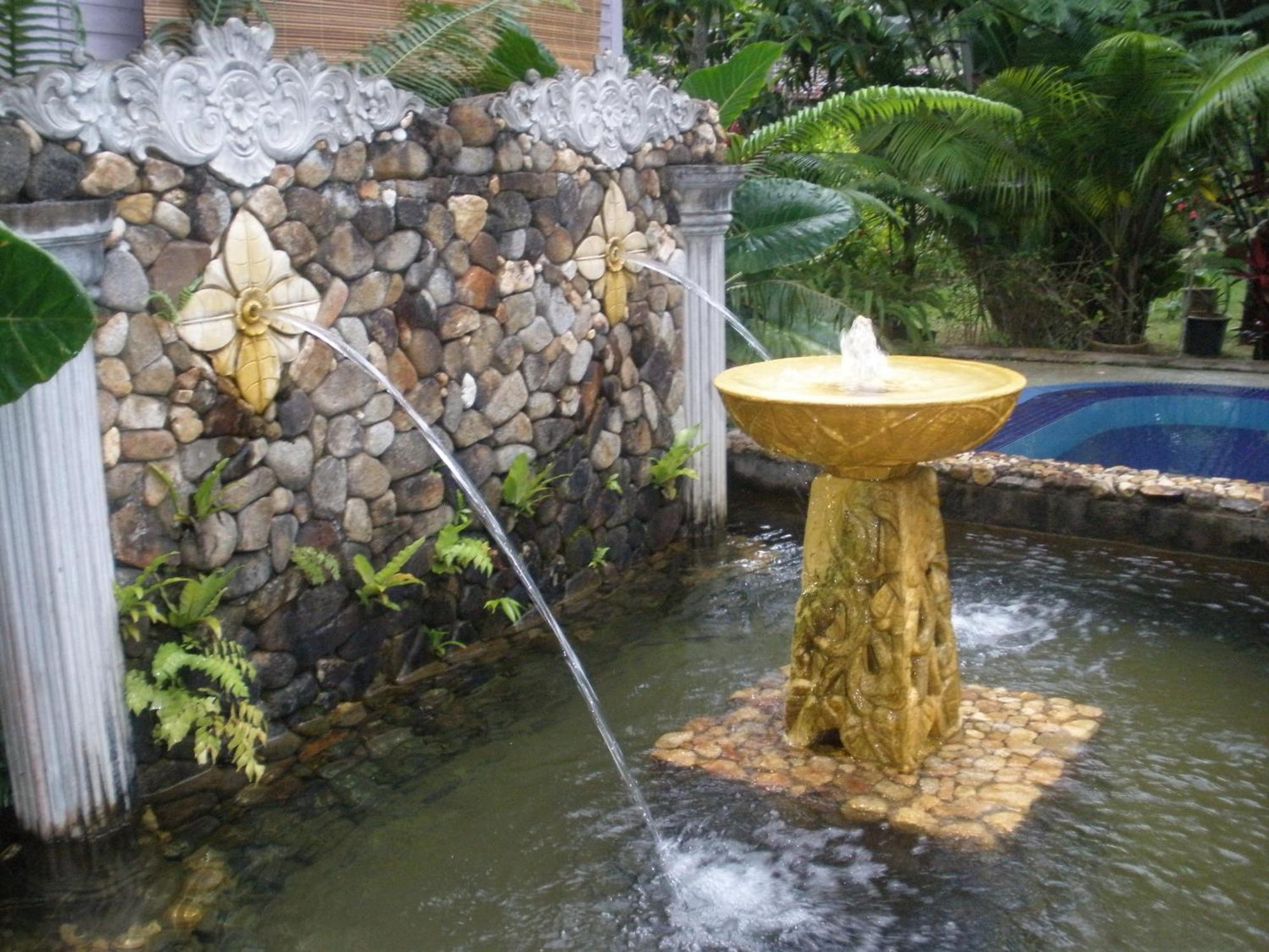 Seri Pengantin Resort Kampung Janda Baik Exterior photo